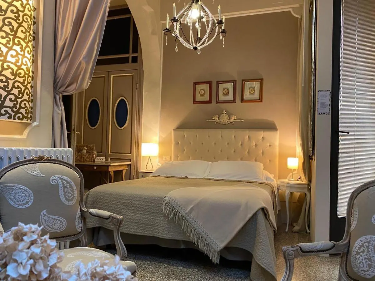 Relais & Maison Grand Tour Florence 3*,