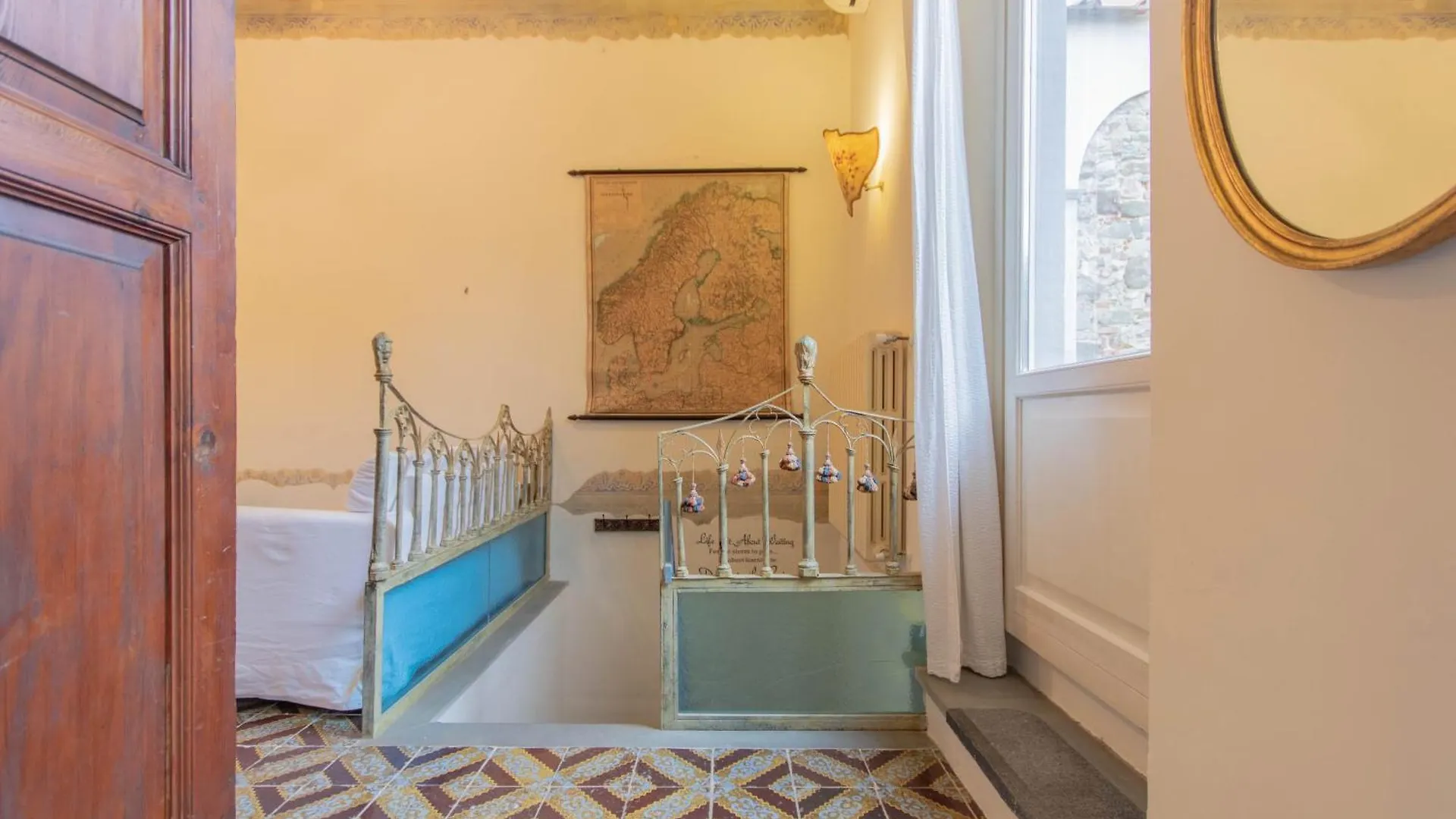 Relais & Maison Grand Tour Florence 3*,  Italy