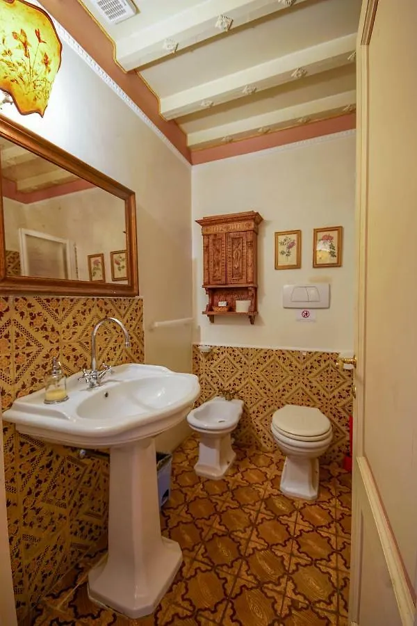 Relais & Maison Grand Tour Florencia 3*,  Italia